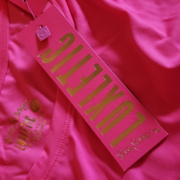 NWT Lilly Pulitzer long sleeve active tee. UPF 50+ .  Pink , size Medium - Picture 4 of 8